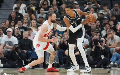 文班亚马24+15巴雷特25分 马刺力克猛龙迎四连胜