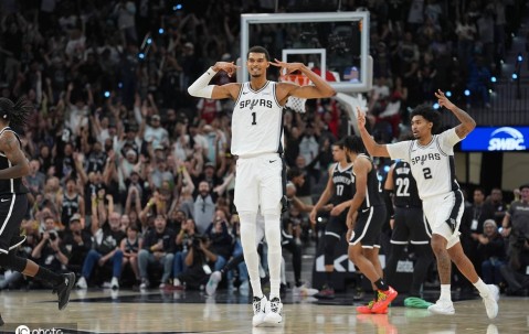 字母哥文班亚马荣膺首周最佳球员 库里东契奇获提名