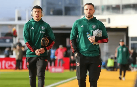 曼联离队队医兽医实锤？阿莫林阵容目前零伤病，不只因为比赛少