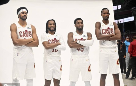 30天30队骑士：拆队之前最后一搏 米切尔能破魔咒吗？