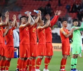喜讯！U19国足王牌刚代表法甲欧塞尔出战，就在热身赛独造两球