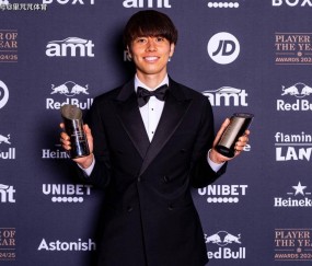 入选PFA最佳阵容，英超首秀当选赛后MVP，26岁日本中场证明自己