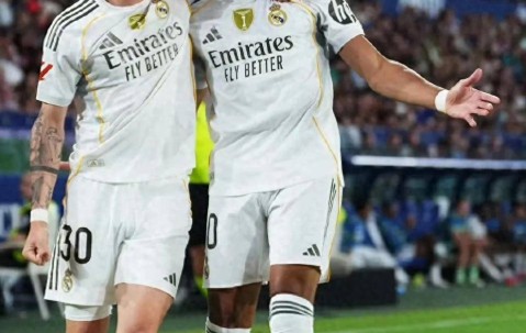 四队全胜！皇马、利物浦等表现亮眼，欧洲联赛精彩可期