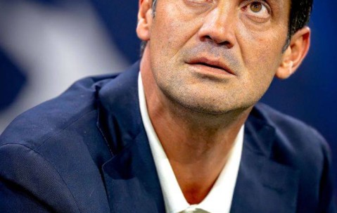 意甲中卫税前年薪排行：巴斯托尼1020万欧元居首，前四国米三席