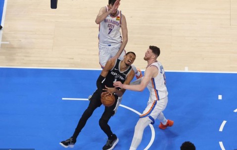 文班亚马因拒绝采访被NBA警告 没有罚款