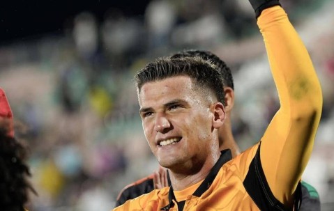 国米神操作：950万卖掉新星，14个月身价翻13倍却淡定不回购