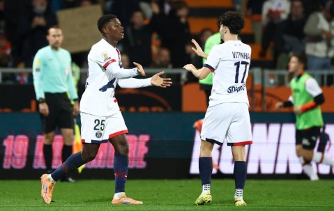 居勒因伤被换，阿隆索展现战术智慧