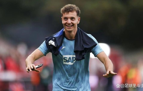 菲斯尼克·阿斯拉尼的续约与逃离条款：一场心照不宣的交易