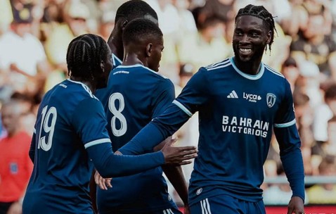 法甲巴黎FC主场迎战南特，谁将脱颖而出？