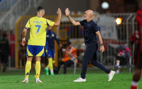 年薪300万意甲第3！60岁名帅5个月内第2次下课，带队10轮0胜垫底