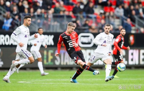 图卢兹对阵雷恩：法甲第十轮，两队谁能摆脱失利困境，赢得关键胜利