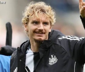 双输买卖？伊萨克1.45亿加盟利物浦无战功，纽卡买入几人也很一般