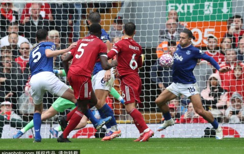 法鹰名宿谈埃基蒂克：利物浦签了好球员，法兰克福获得了丰厚收入