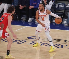 布伦森31分吉迪空砍23+12+12 尼克斯战胜公牛