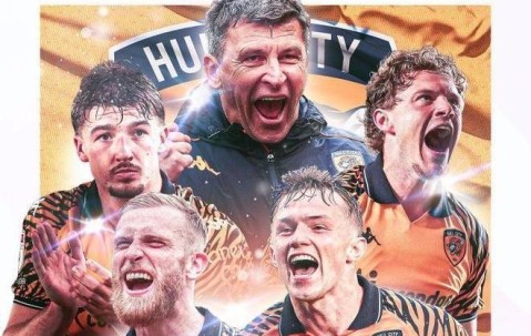 第95分钟1-0绝杀！足坛最贵决赛：他们时隔9年重返英超，进账18亿
