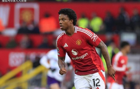 一日英超动向：“最差引援”利物浦多人上榜，水晶宫沃顿成热门转会对象