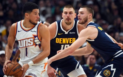 约基奇14+14+15布克空砍31分 掘金射日首胜