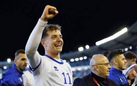 莱万接班人？巴萨相中德甲1米91神锋 开赛7场独造7球