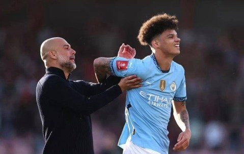 神了！瓜帅1招换位救活2人，97%传球+助攻封神，废柴变核心？