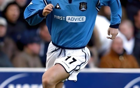 钢铁长城背后的传奇：数据解读足坛历史十大后卫