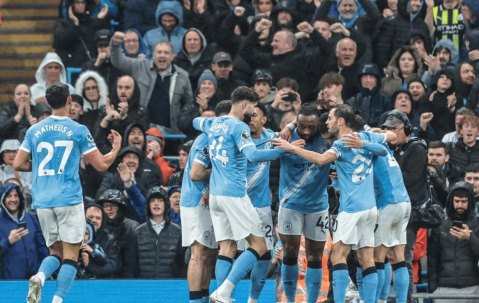 3-0！英超争冠格局大乱：前2只差2分，曼城横扫水晶宫，福登两助攻