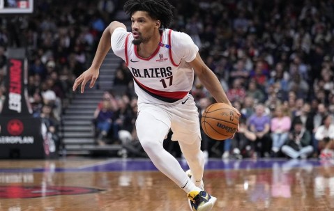 开拓者为夏普开出4年9000万报价 上赛季场均18.5分