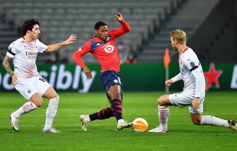 法甲第7轮里尔主场迎战巴黎，双方均势但巴黎伤病困扰，里尔需主场取胜冲击欧战区。