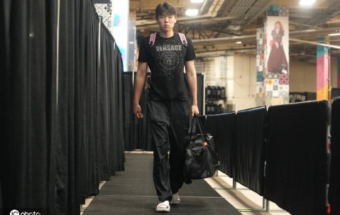 杨瀚森9分10板2帽3助攻 夏联收官战开拓者负爵士