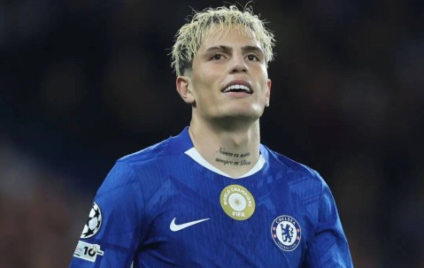 6场0球0助攻！加纳乔沦为蓝军水货 表现不及青训小将