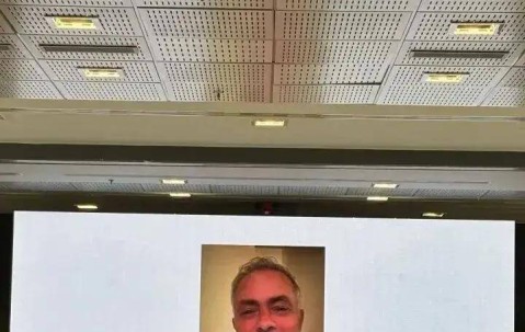 6月9日：苦等多年！弗洛伦蒂诺笑到狂人穆里尼奥终于回归皇马！