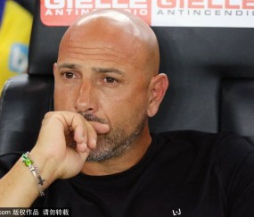 VAR技术的成功与挑战：国际足联裁判委员会主席科里纳的深度解析