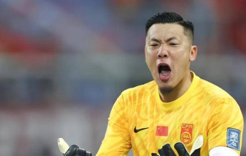 德甲俱乐部多特蒙德向鲁能核心发出900万报价，转会谣言遭辟谣