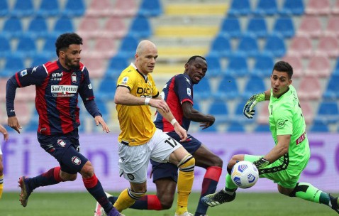 莱切表现有进步，那不勒斯客场难以觅胜？